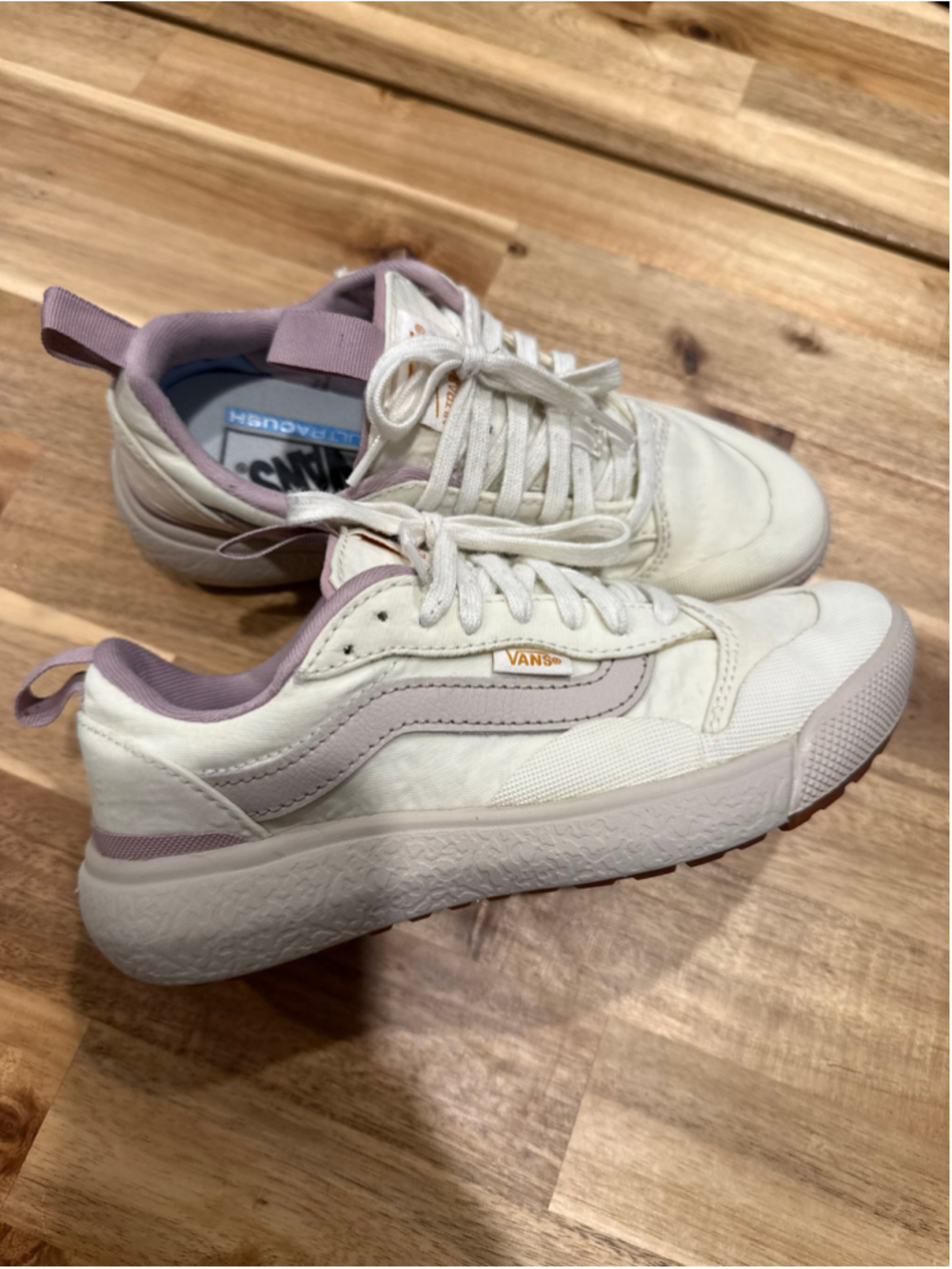 Women's Vans UltraRange Sneakers in cream and Lavender